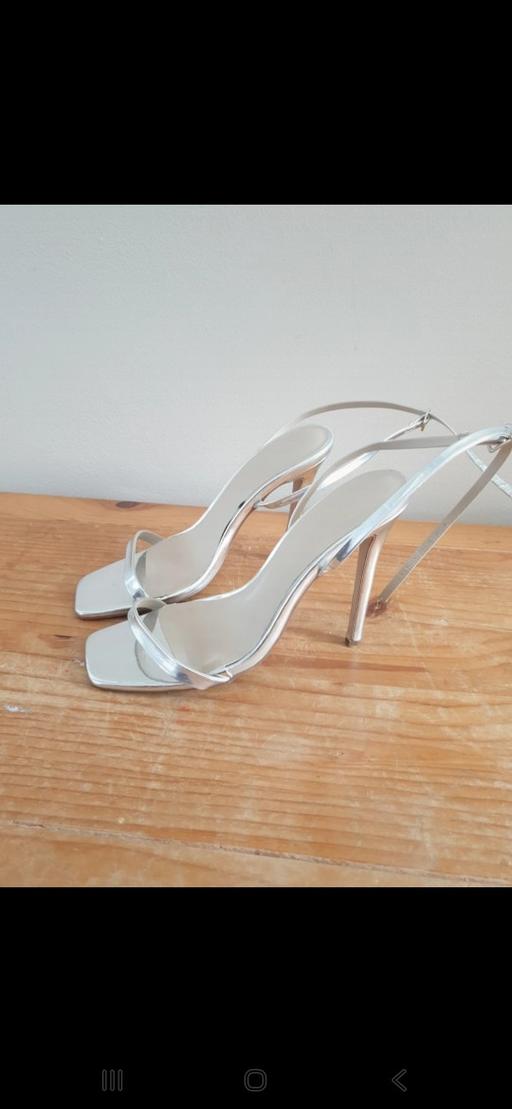 Buy & Sell Norbury South West London - Photos for Heels