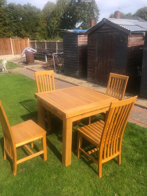 Buy & Sell West Bromwich Sandwell - Photos for Soils oak table and chairs