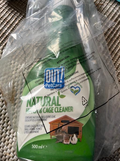 Buy & Sell Wednesfield Wolverhampton - Photos for Bundle of four cage hutch cleaners