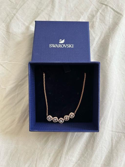 Buy & Sell Lambeth South East London - Photos for Swarovski necklace