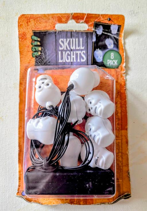 Buy & Sell Georgetown Blaenau Gwent - Photos for 🎃 Halloween 8pk white skull battery operated