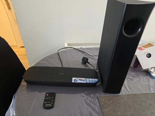 Buy & Sell Edgware Barnet - Photos for Panasonic SU-HTB258 soundbar and subwoofer