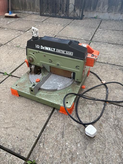 Buy & Sell East Malling Tonbridge and Malling - Photos for Dewalt mitre saw