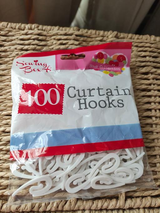 Buy & Sell Earls Court South West London - Photos for curtain hooks