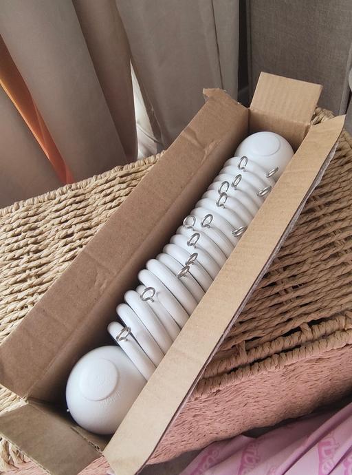 Buy & Sell Earls Court South West London - Photos for curtain hooks X 18/2finales