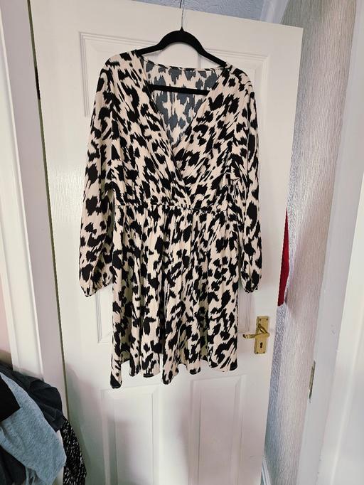 Buy & Sell Newton Doncaster - Photos for Dress, size 18/20.. like new.
