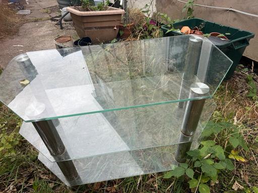 Buy & Sell Willenhall Walsall - Photos for Glass TV Stand