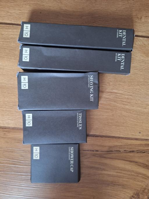 Buy & Sell Ettingshall Park Wolverhampton - Photos for New Toiletry Bundle
