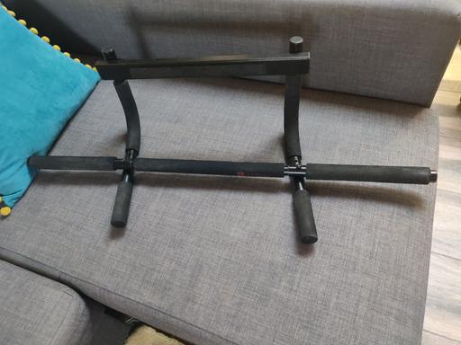 Buy & Sell Stoneleigh Epsom and Ewell - Photos for pull up bar