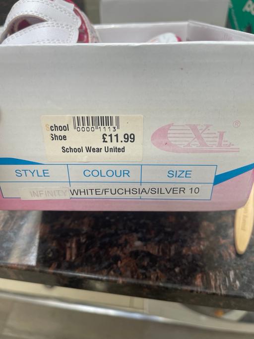 Buy & Sell Streatham Common South West London - Photos for Girl trainer
