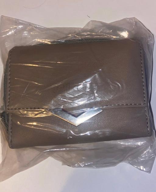 Buy & Sell Stow Heath Wolverhampton - Photos for New purse