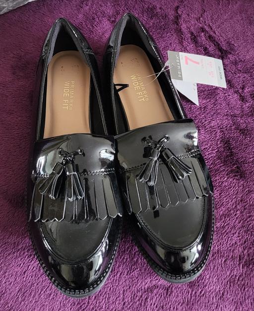Buy & Sell Wednesfield Wolverhampton - Photos for Ladies Primark Wide Patent Tassel Loafers 7.