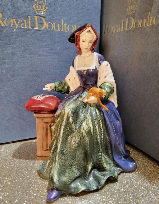 Buy & Sell Saint Andrew`s Hull - Photos for Royal Doulton Catherine of Aragon
