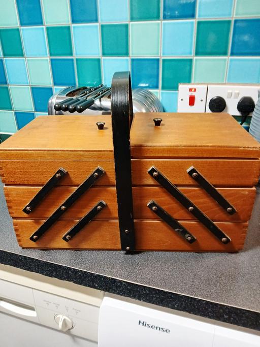 Buy & Sell Battersea South West London - Photos for 3 Tier Sewing Box