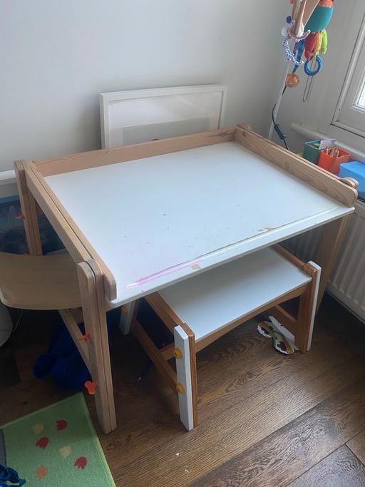 Buy & Sell Mortlake South West London - Photos for Children’s desk and bench