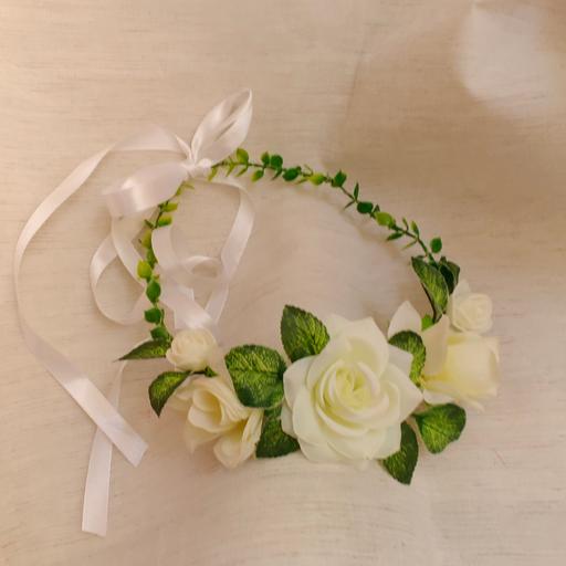 Buy & Sell Willesden North West London - Photos for white flowers bridal hair band, crown