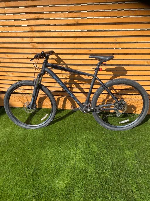 Buy & Sell Belvedere Bexley - Photos for Carrera vengeance mountain bike