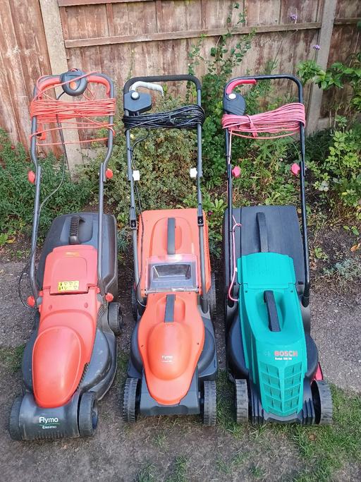 Buy & Sell Woodcross Wolverhampton - Photos for 2 Lawnmowers Flymo And Bosch Rotack 