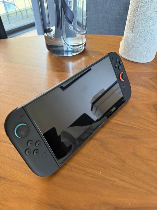Buy & Sell Canary Wharf East London - Photos for Nintendo Switch 2 just like new