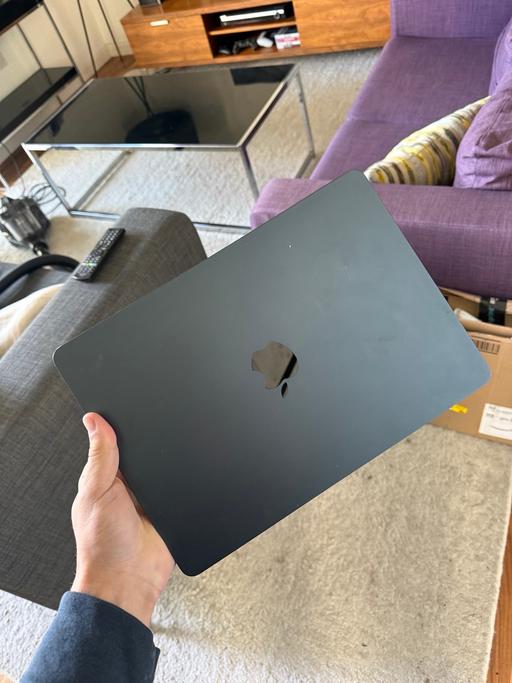Buy & Sell South Quay East London - Photos for MacBook Air M3 24GB Ram