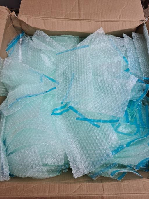 Buy & Sell Halesowen Dudley - Photos for large box of bubble wrap bags