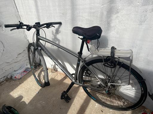 Buy & Sell Pinner Harrow - Photos for Bike Whyte R7 Series with lock
