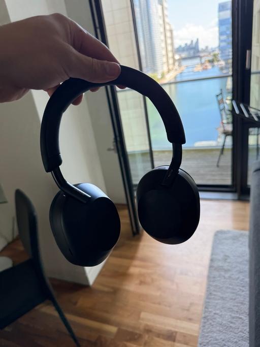 Buy & Sell South Quay East London - Photos for Sony WH-1000XM5 Headphones