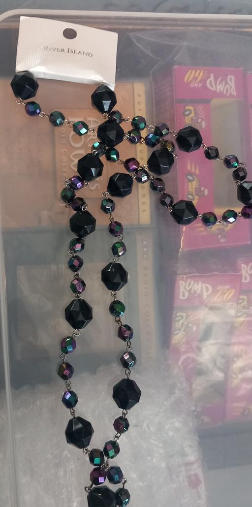 Buy & Sell Thatto Heath Saint Helens - Photos for 40 river island aurora borealis necklaces