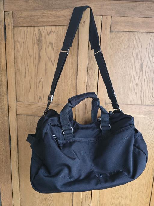 Buy & Sell Gatley Stockport - Photos for Ted Baker hold on bag