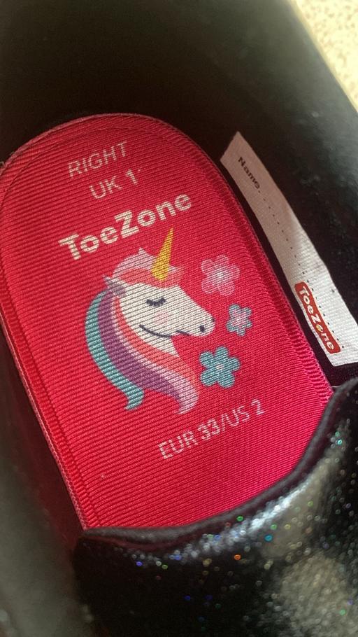 Buy & Sell Streatham Common South West London - Photos for ToeZone Girls School Shoes - Size UK 1 - NEW