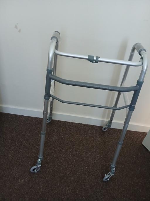 Buy & Sell Chadderton Oldham - Photos for zimmer frame