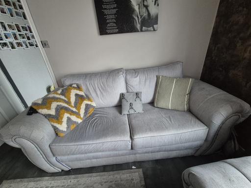 Buy & Sell Low Common Wigan - Photos for sofa