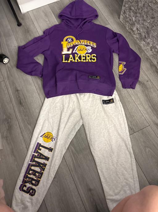Buy & Sell Southdene Knowsley - Photos for NBA Los Angeles Lakers hoody and pants