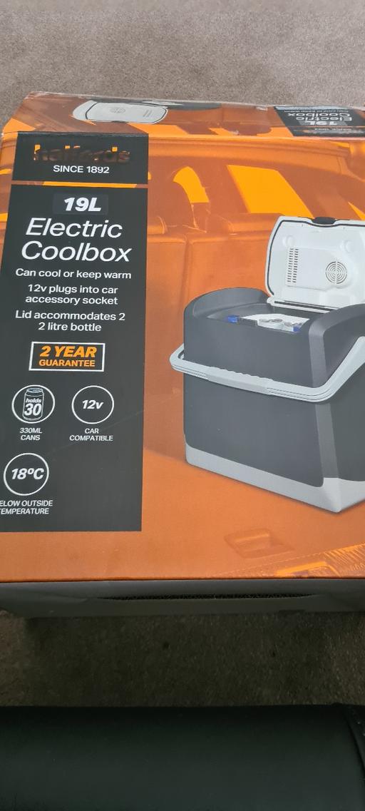 Buy & Sell Heath Town Wolverhampton - Photos for Halfords 19 litre cool box /food warmer