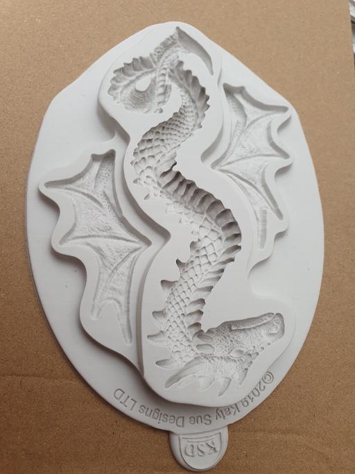 Classes Croydon Croydon - Photos for Katy sue serpent dragon silicone mould