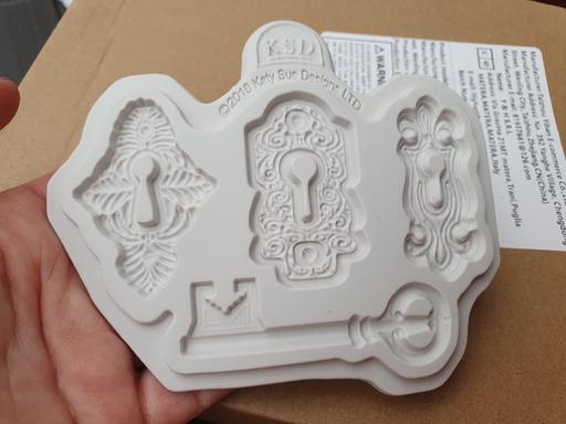 Classes Croydon Croydon - Photos for Katy sue keys & locks silicone mould