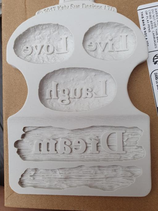 Classes Croydon Croydon - Photos for Katy sue silicone mould for cake desi