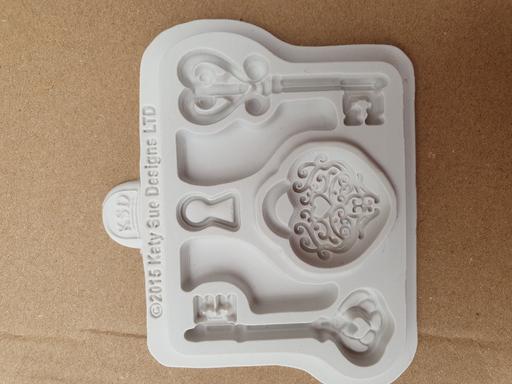 Classes Croydon Croydon - Photos for Katy sue keys & locks silicone mould