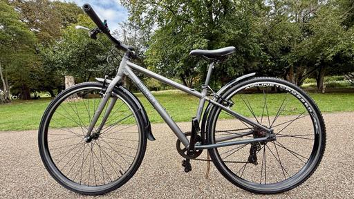 Buy & Sell Shepherd`s Bush West London - Photos for Unisex bike, pinnacle Lithium 2 hybrid bike