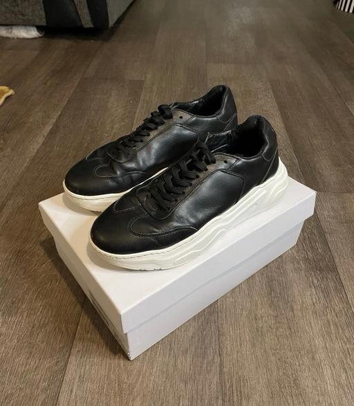 Buy & Sell Heathfield Wealden - Photos for Arne Sneakers - Box & Bag