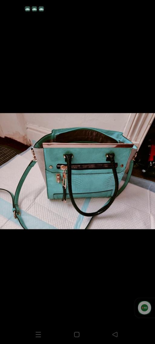 Buy & Sell Ponthenry Carmarthenshire - Wales - Photos for Handbag (Bessie London)