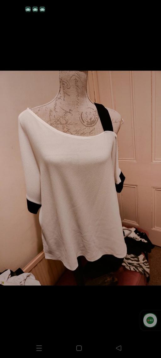 Buy & Sell Ponthenry Carmarthenshire - Wales - Photos for Off the shoulder top