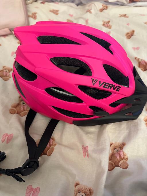 Buy & Sell Abbey Road North West London - Photos for Bike Helmet Pink