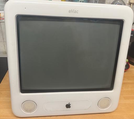 Buy & Sell Erdington Birmingham - Photos for Apple eMac running OSX 10.3