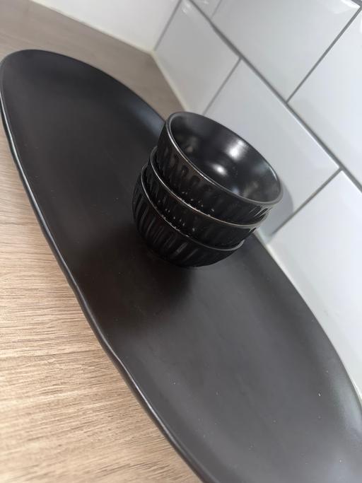 Buy & Sell Buckley Flintshire - Wales - Photos for Large serving plate and dip bowls