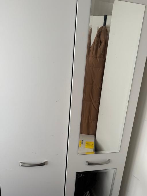 Buy & Sell Buckley Flintshire - Wales - Photos for Mirrored wardrobe