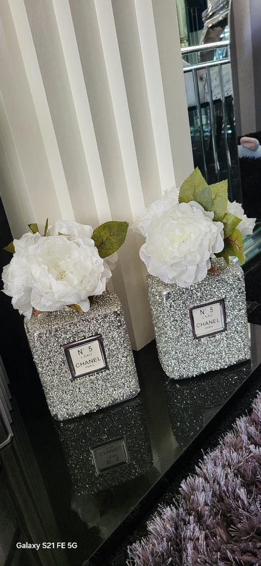 Buy & Sell Bloxwich Walsall - Photos for BLING VASE,S X2