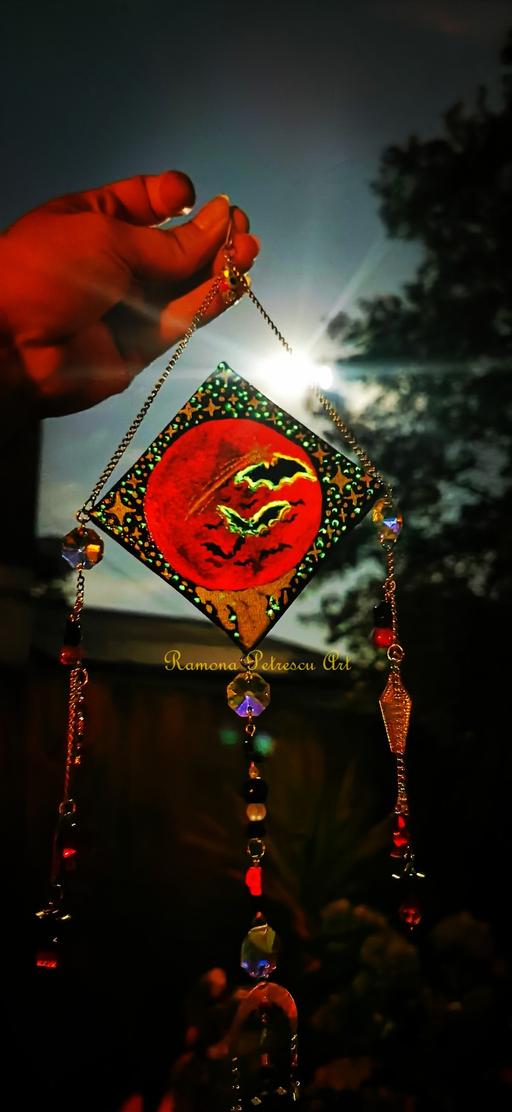 Buy & Sell Erdington Birmingham - Photos for 🩸Blood Moon Lapis Lazuli Light Up Suncatcher
