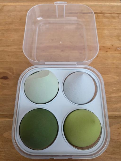 Buy & Sell Blackpool Town Centre Blackpool - Photos for Make up sponges in case x 4 NEW