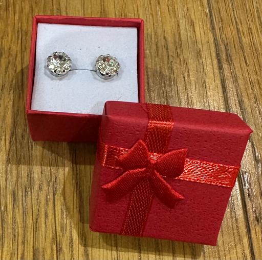 Buy & Sell Shirley Solihull - Photos for Brand new Earrings in gift box 🎁